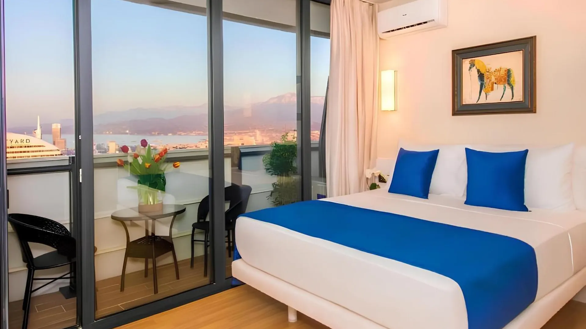 Orbi City Black Sea View Apartment Batumi